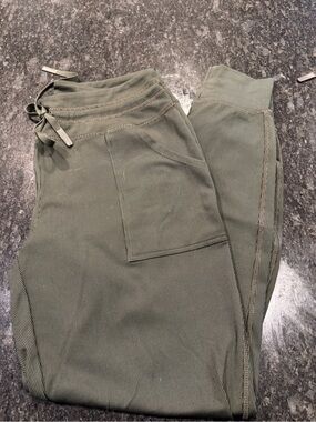 Grace & Lace Women’s Joggers in Olive Green